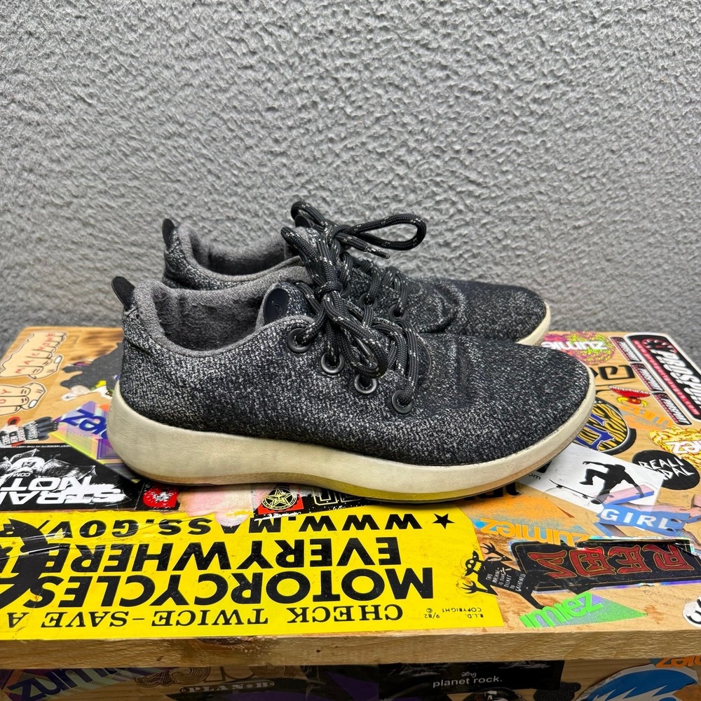 Allbirds Women's Wool Runner‎ Sneakers - Picture 4 of 8